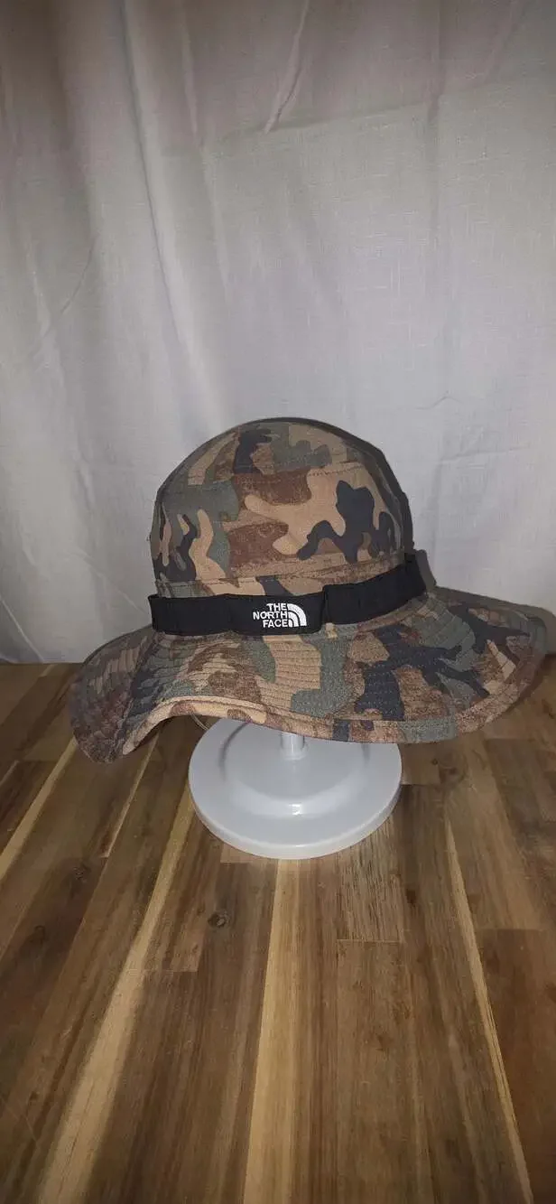 The North Face Brimmer Bucket Hat Camouflage Print with Adjustable Chin Strap